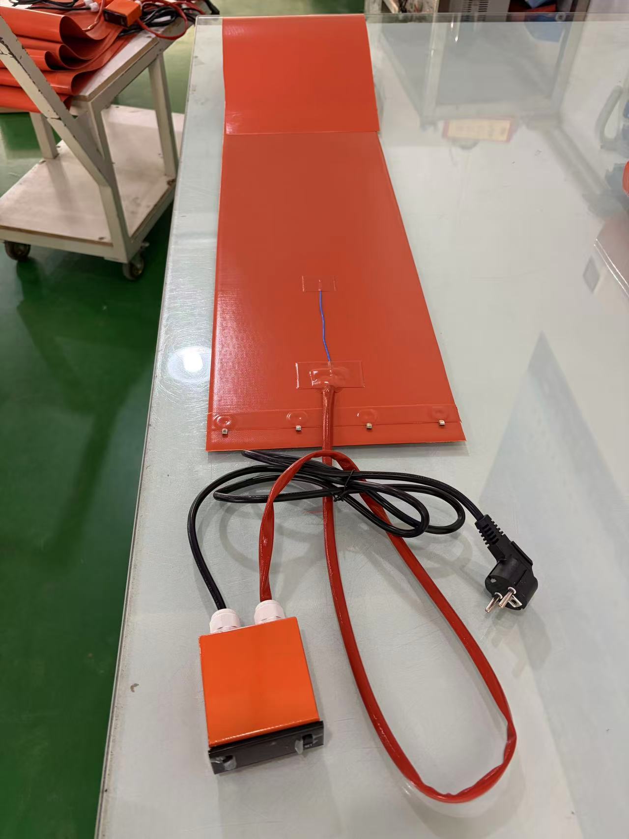 Silicone heater(square) - Image 2